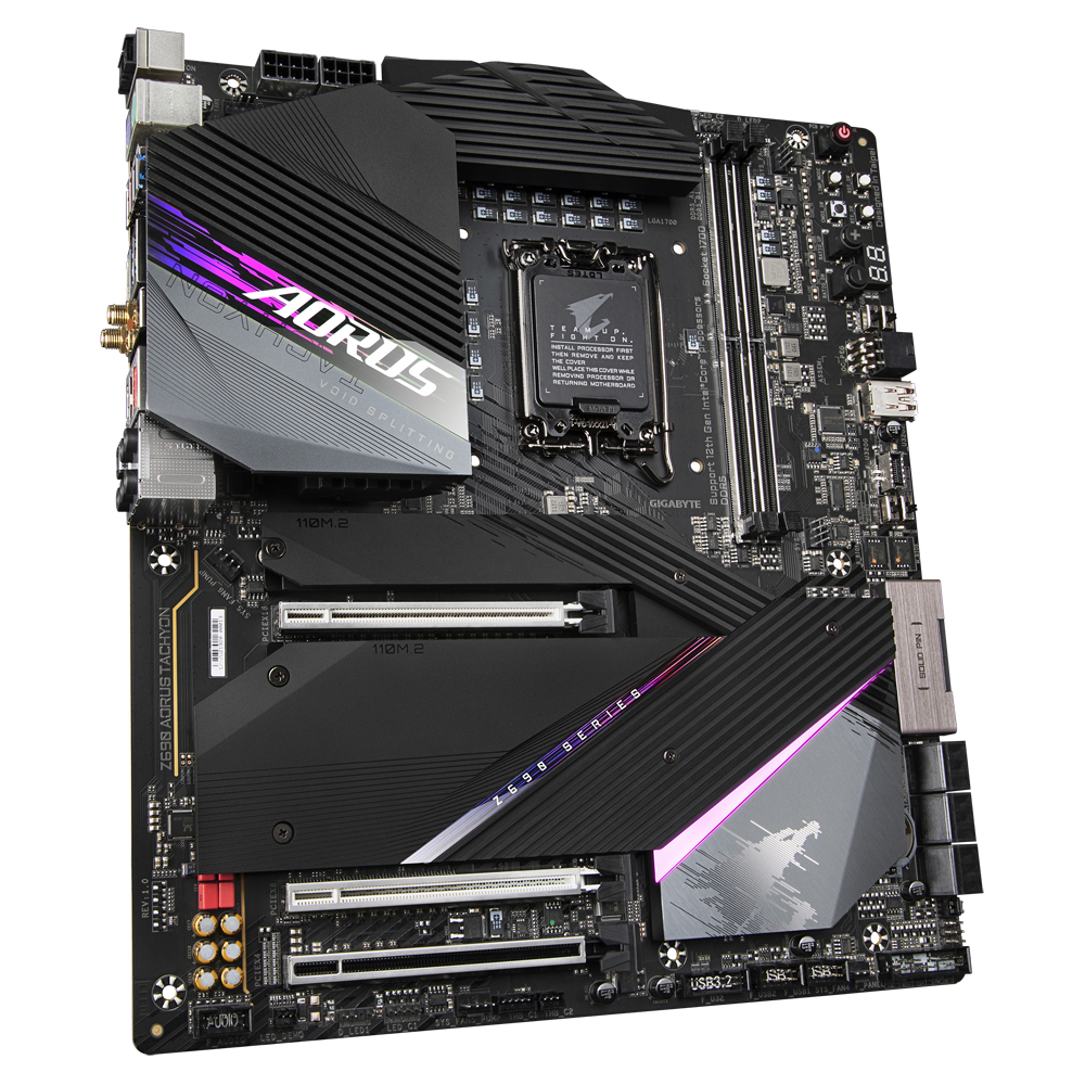 "Z690 AORUS TACHYON" GIGABYTE